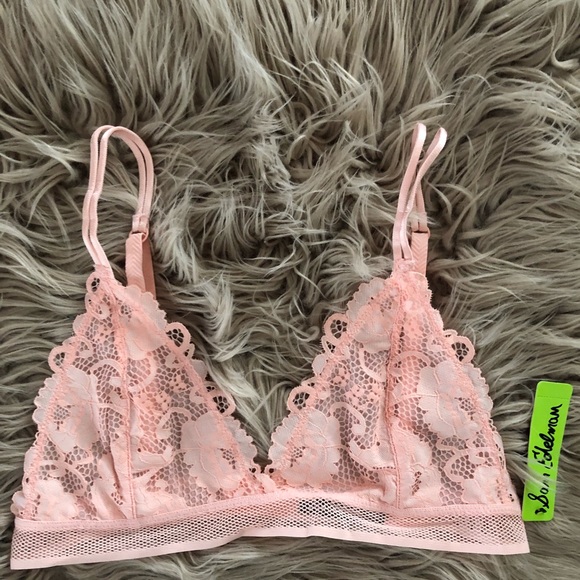 Bralette 🌈 - Picture 2 of 3